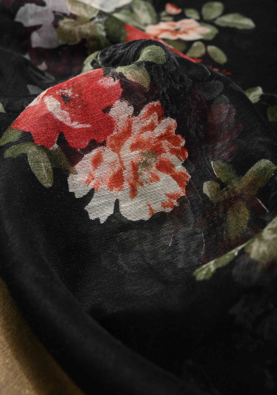 Black Digital prints on soft mercerized cotton with Zari Borders