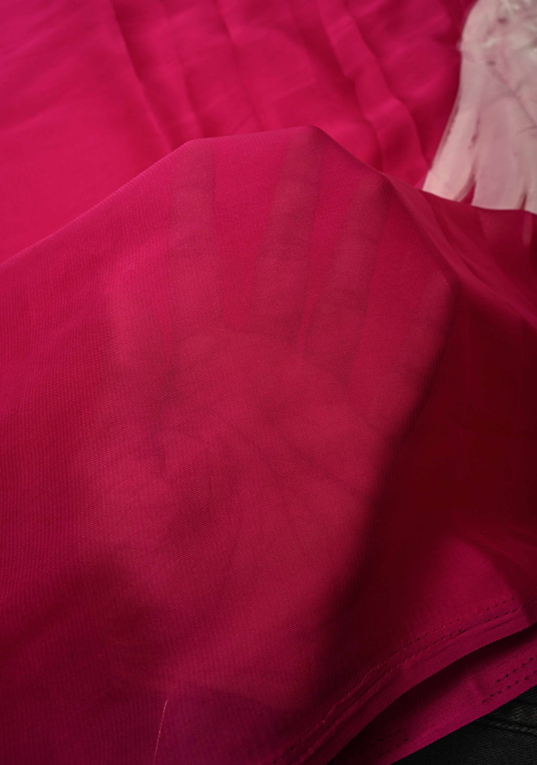 Fushia Pink Georgette Saree with Swan Hand Painting on Pallu, No Blouse Piece