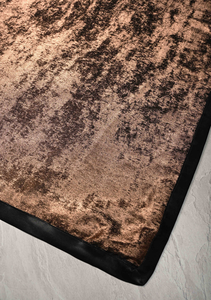 Copper Shimmer Textuured Finish Saree with Satin Minimal Borders, No Blouse Piece