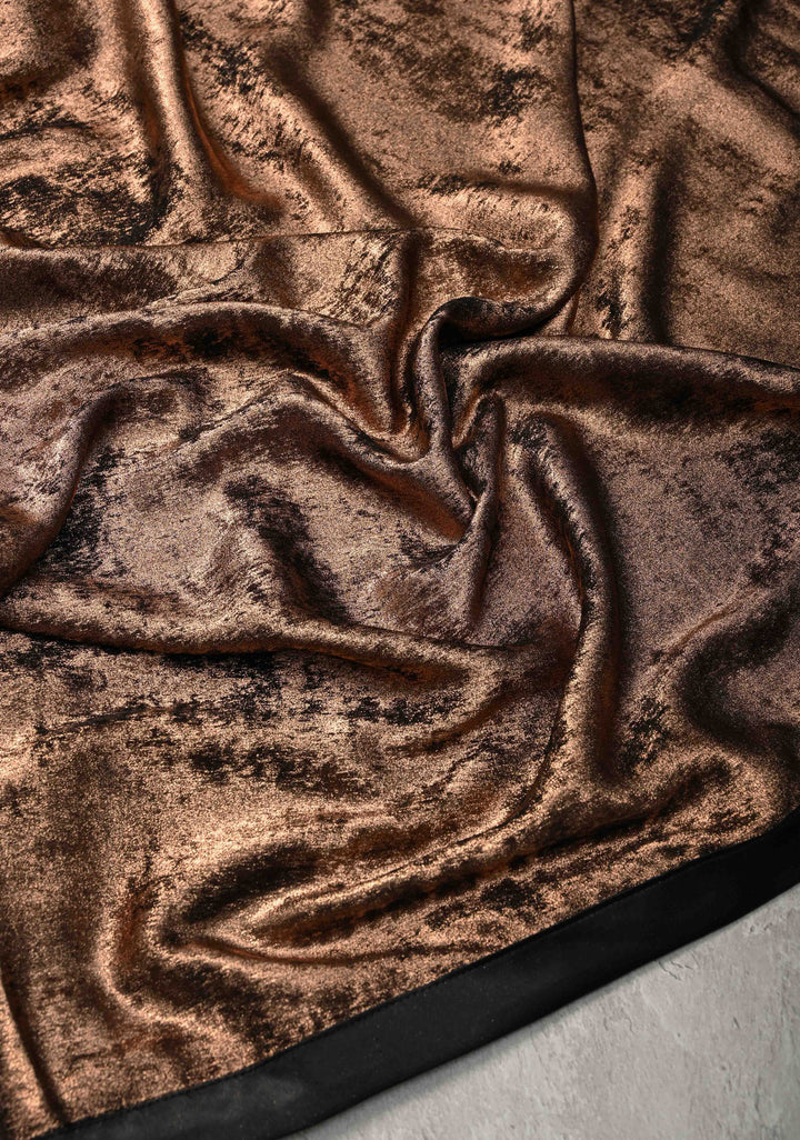 Copper Shimmer Textuured Finish Saree with Satin Minimal Borders, No Blouse Piece