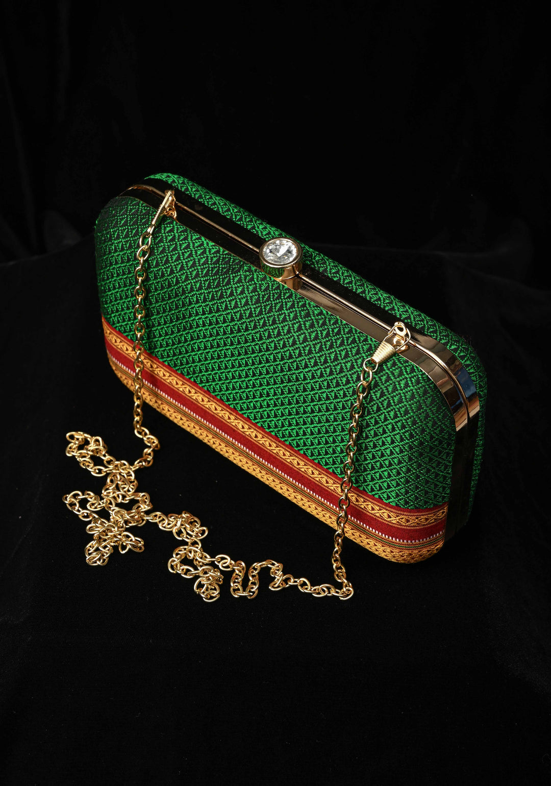 Clutch : Green Khana Silk Clutch with Zari Border