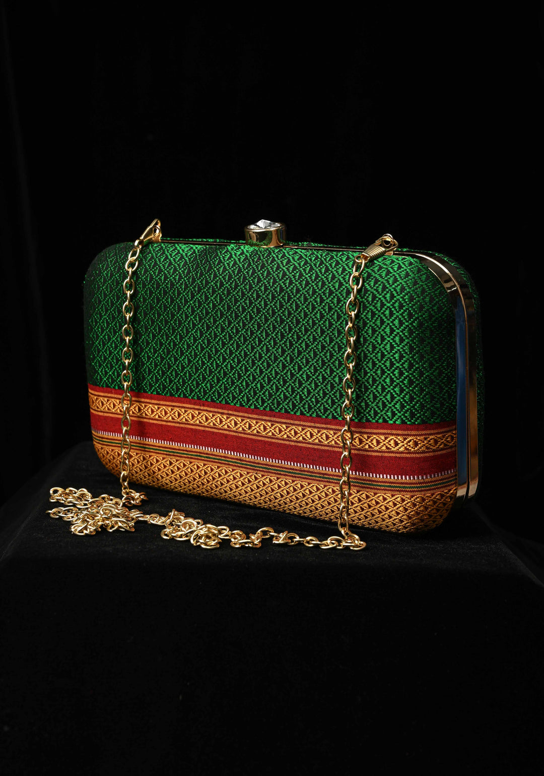 Clutch : Green Khana Silk Clutch with Zari Border