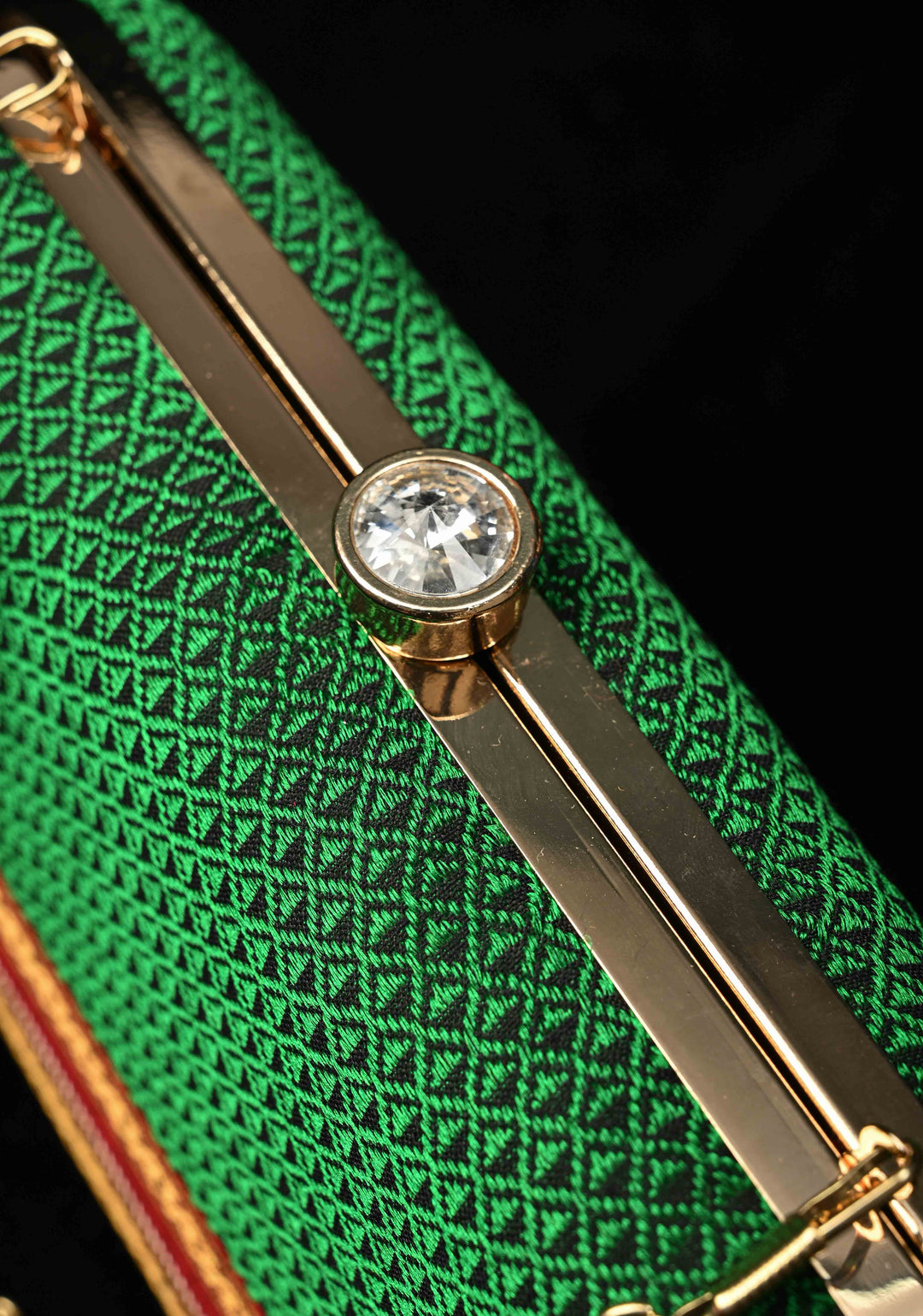 Clutch : Green Khana Silk Clutch with Zari Border