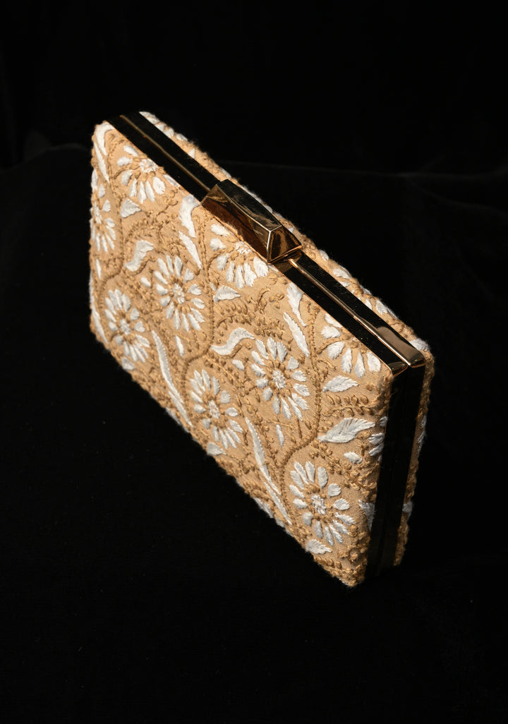 Clutch : Embroidered Daisy Clutch in Tan Color