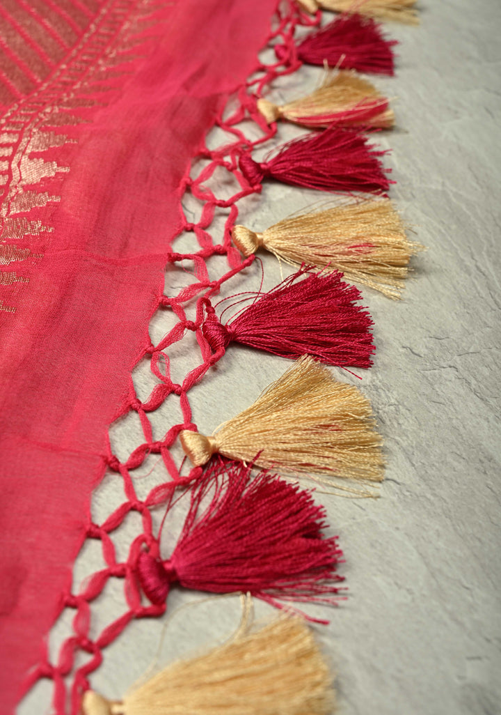 Cream-Pink- Banarasi Georgette Silk Saree with Chevron Patterns and Zari Border | SILK MARK CERTIFIED