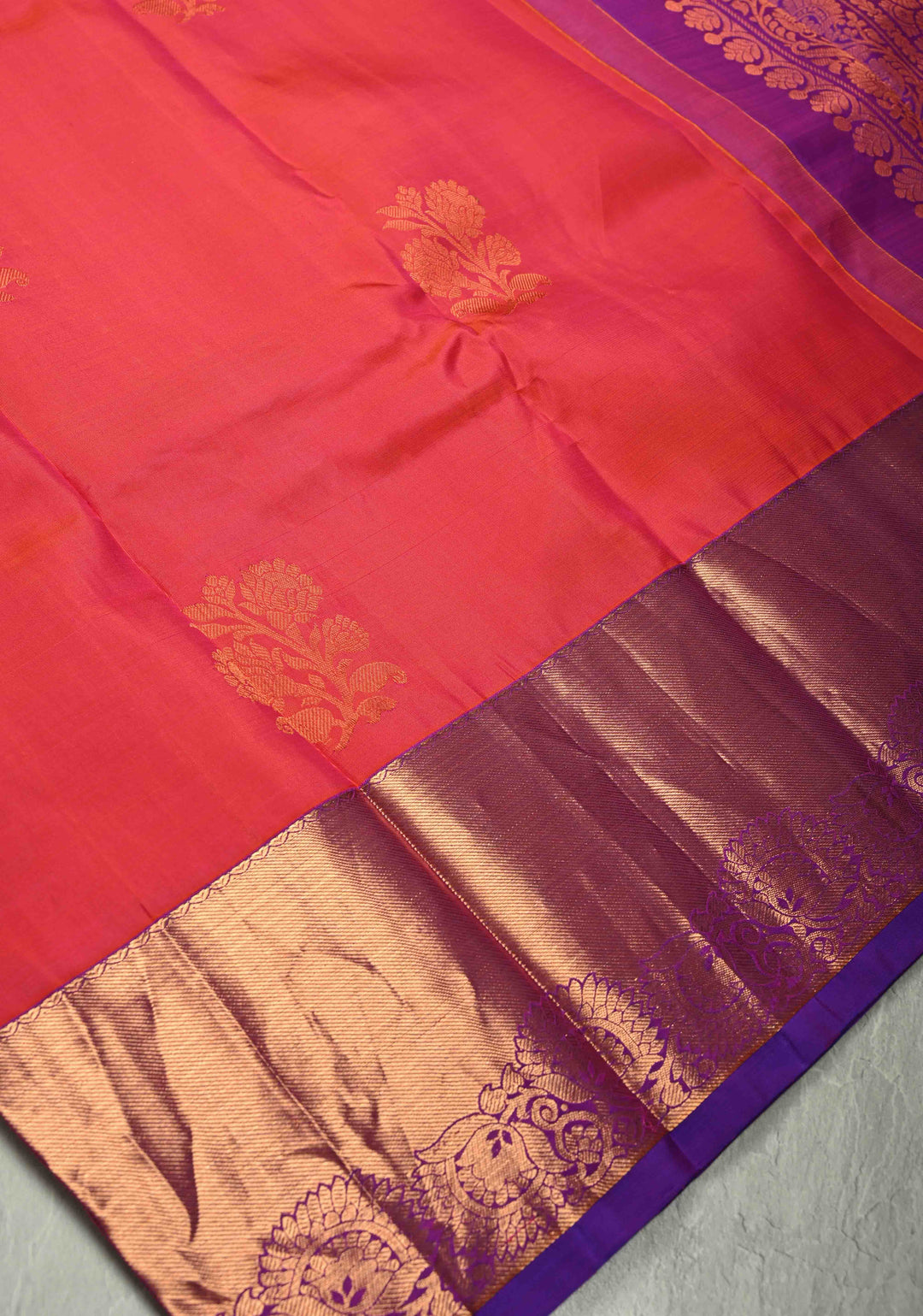 Pink Dual tone Kanjivaram Silk Saree with Floral Zari Motifs and Contrast Zari Border | SILK MARK CERTIFIED | SHOBITAM