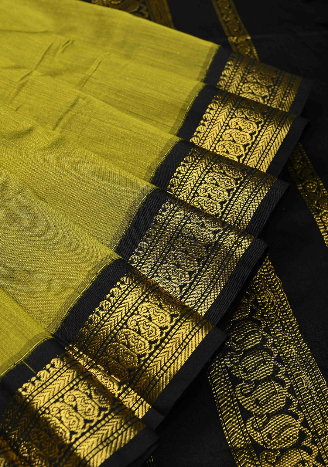 Mehendi Green Korvai Silk Cotton Handloom Saree with Contrast Zari Border