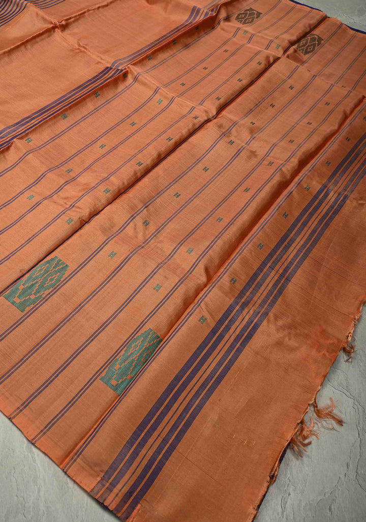 Indigo Purple Borderless Vegan Silk Handloom Saree with Resham Motifs and Contrast Pallu, No Blouse Piece