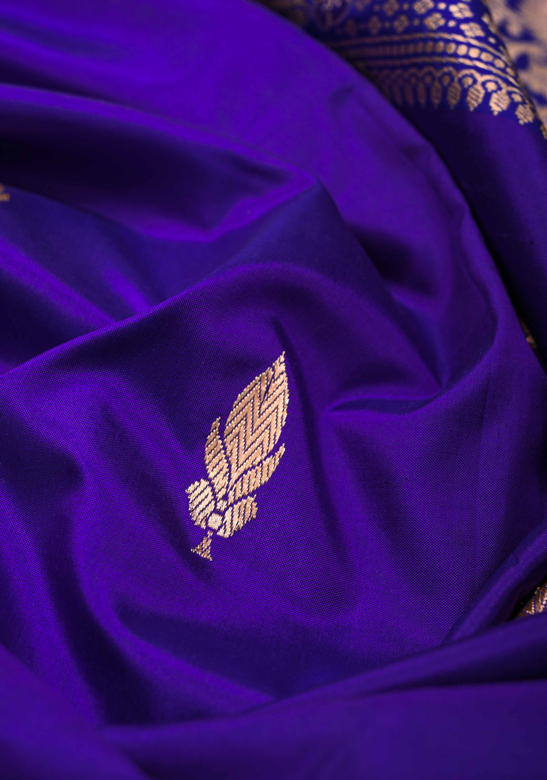 Bluish Purple Banarasi Katan silk saree with Floral Zari Buttas and Meenakari Contrast Zari Border | SILK MARK CERTIFIED