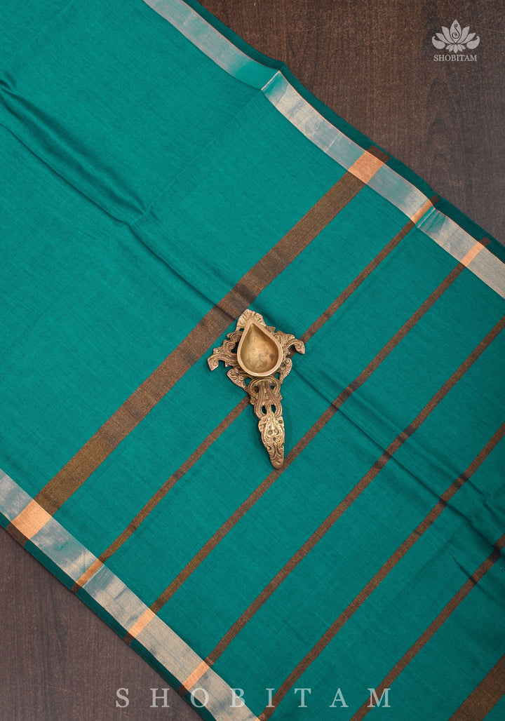 Minimalistic Border Maheshwari Cotton Silk Saree  in Rama Green No Blouse Peice