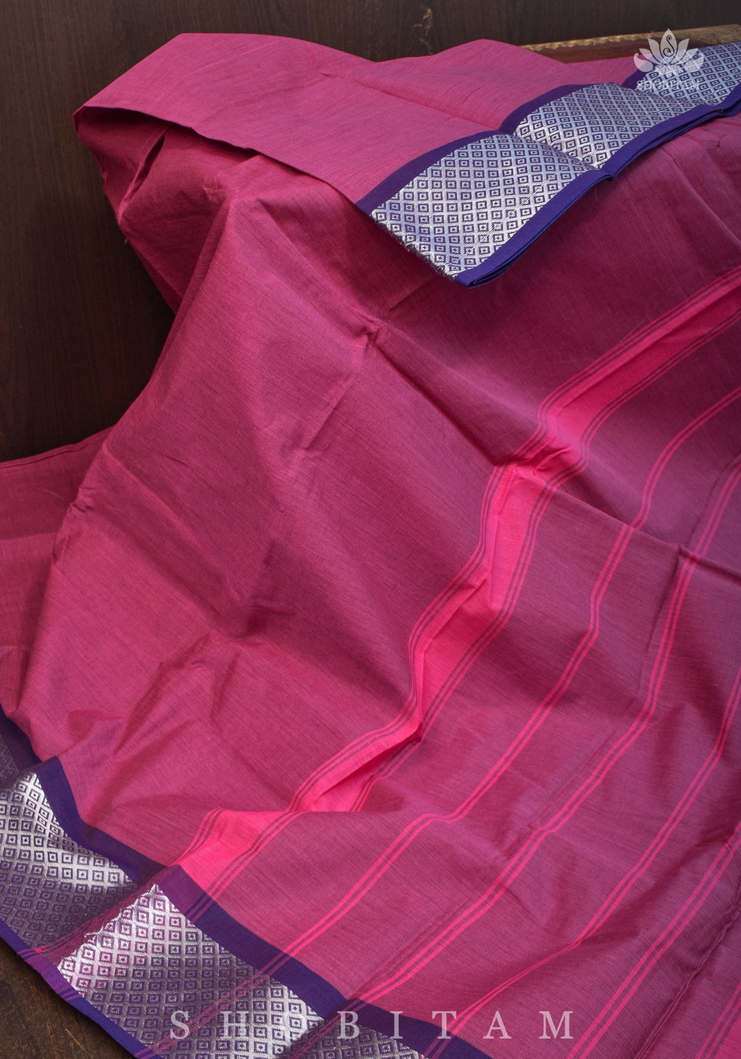 Chettinadu Cotton Saree in Purple with blue borders.no blouse piece