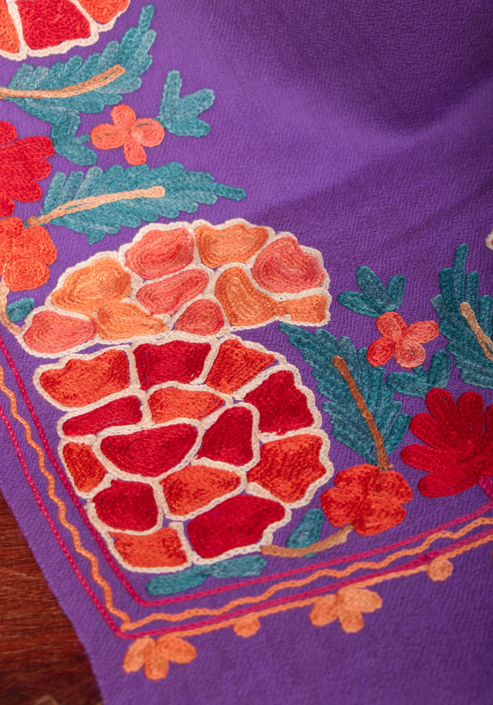 SHAWL : Artisan crafted Kashmiri Aari work Unisex Shawl in lavender