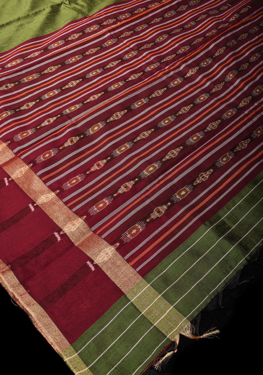 Raw Silk  Saree in Green with Temple Border and Ikkat design Pallu| SILK MARK CERTIFIED