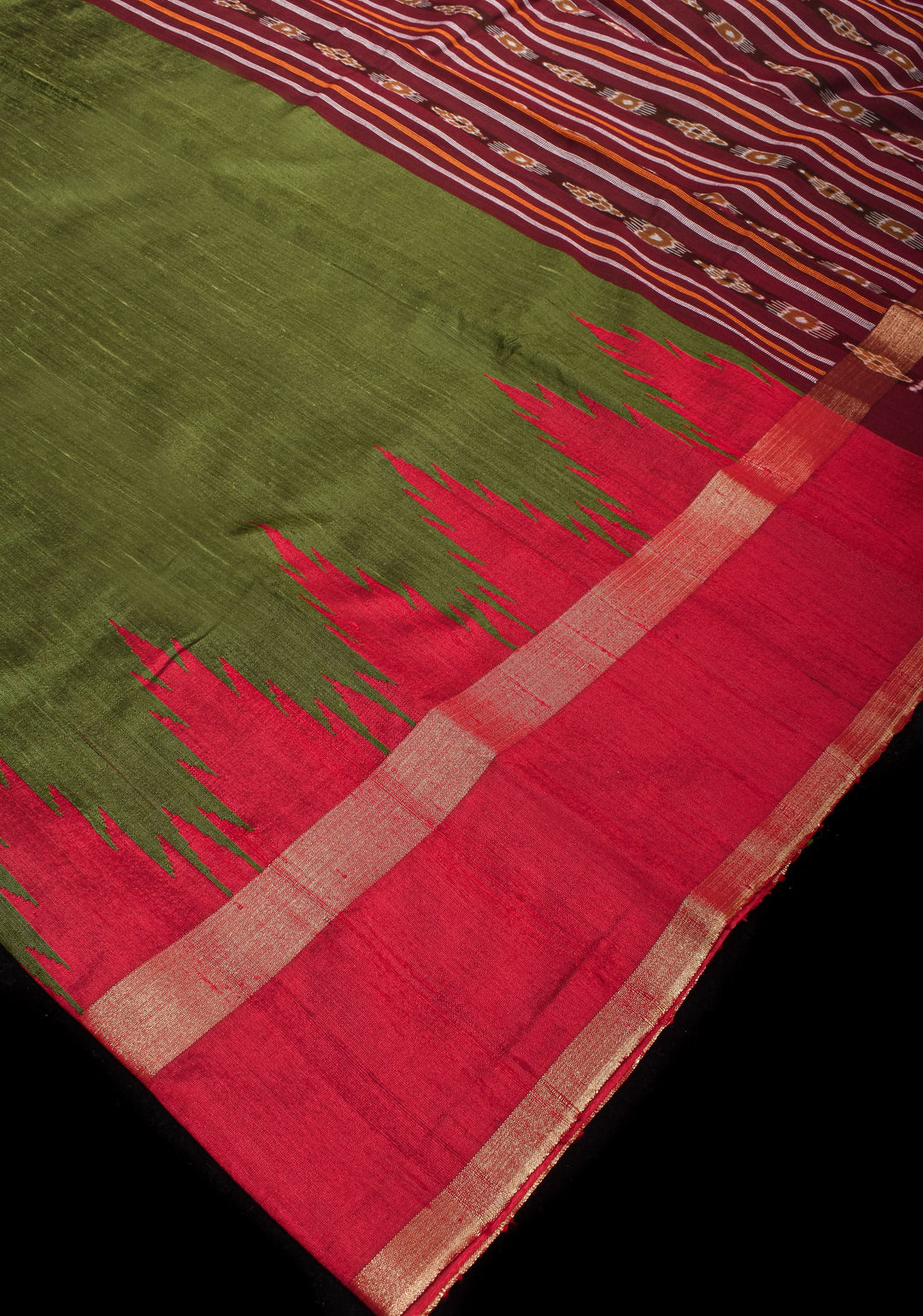 Raw Silk  Saree in Green with Temple Border and Ikkat design Pallu| SILK MARK CERTIFIED