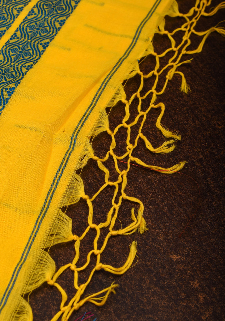 Bengal Cotton Saree in Yellow with Ganga Jamuna Border and steps design