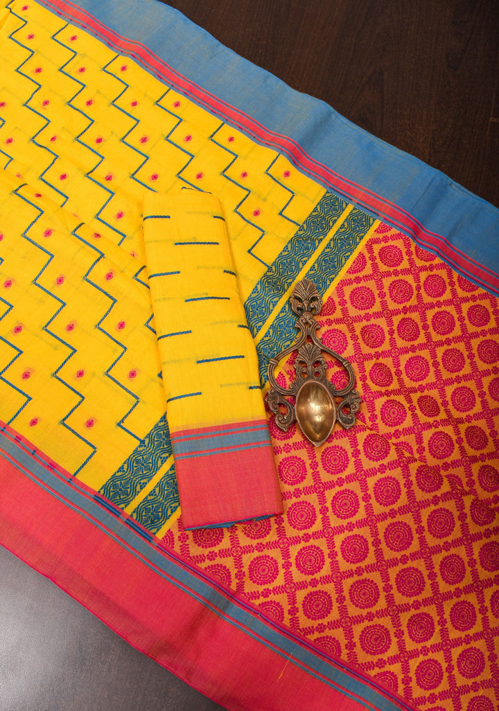 Bengal Cotton Saree in Yellow with Ganga Jamuna Border and steps design