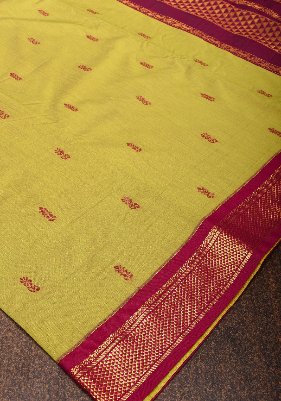Moss Green Cotton Silk Saree with Thread buttas and Contrast zari borders and Pallu