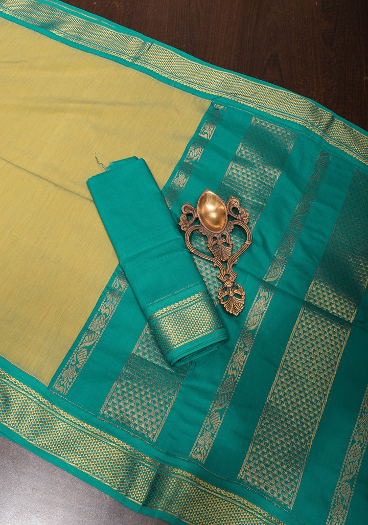 Elegant Tan Dual-Tone Silk Saree with Contrasting Teal Border