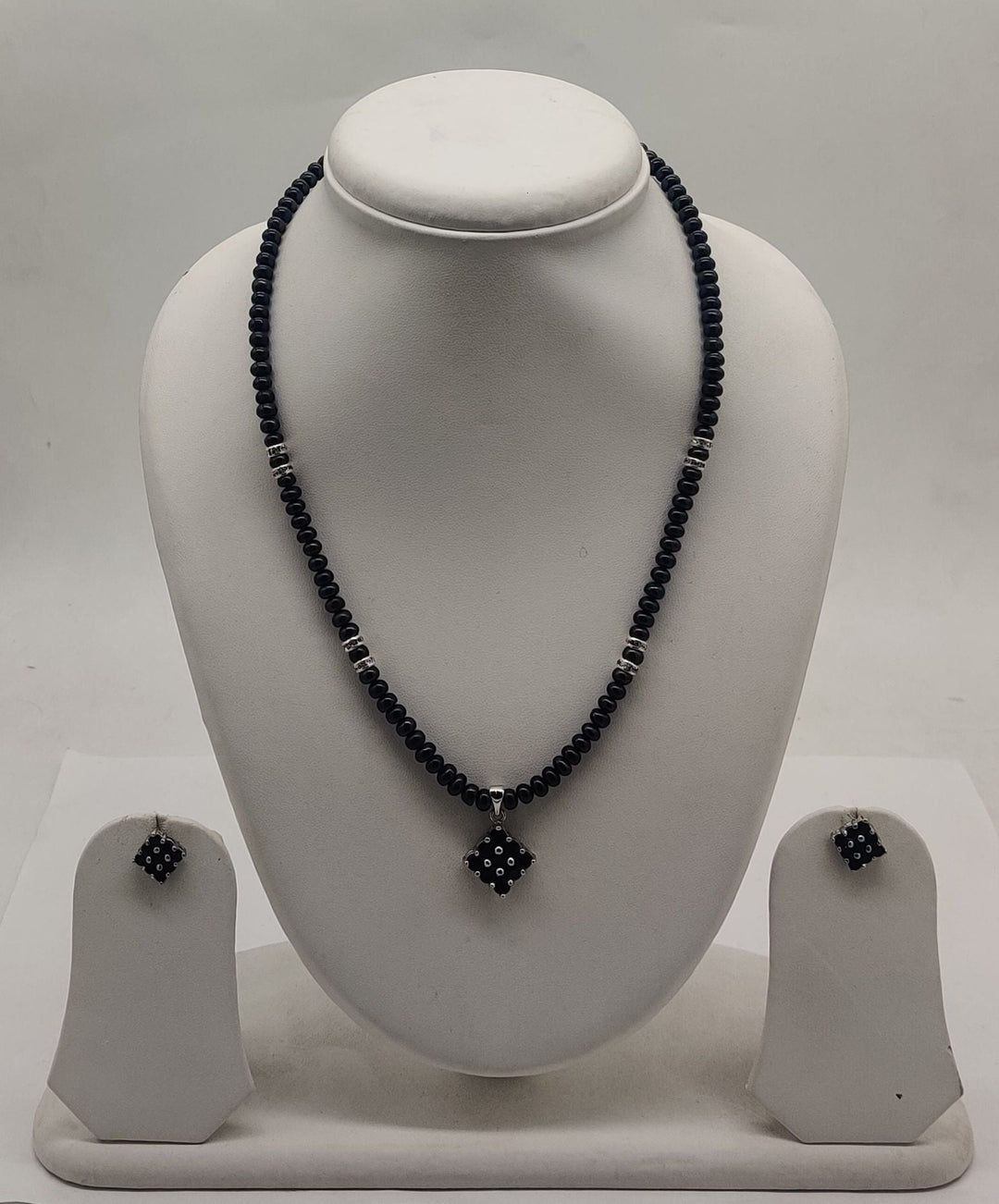 Midnight Square Beaded Set | SHOBITAM