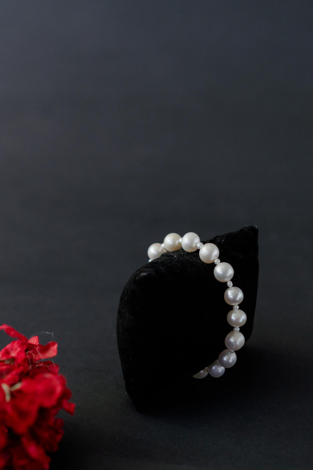 Isolde Classic Pearl Bracelet | Shobitam