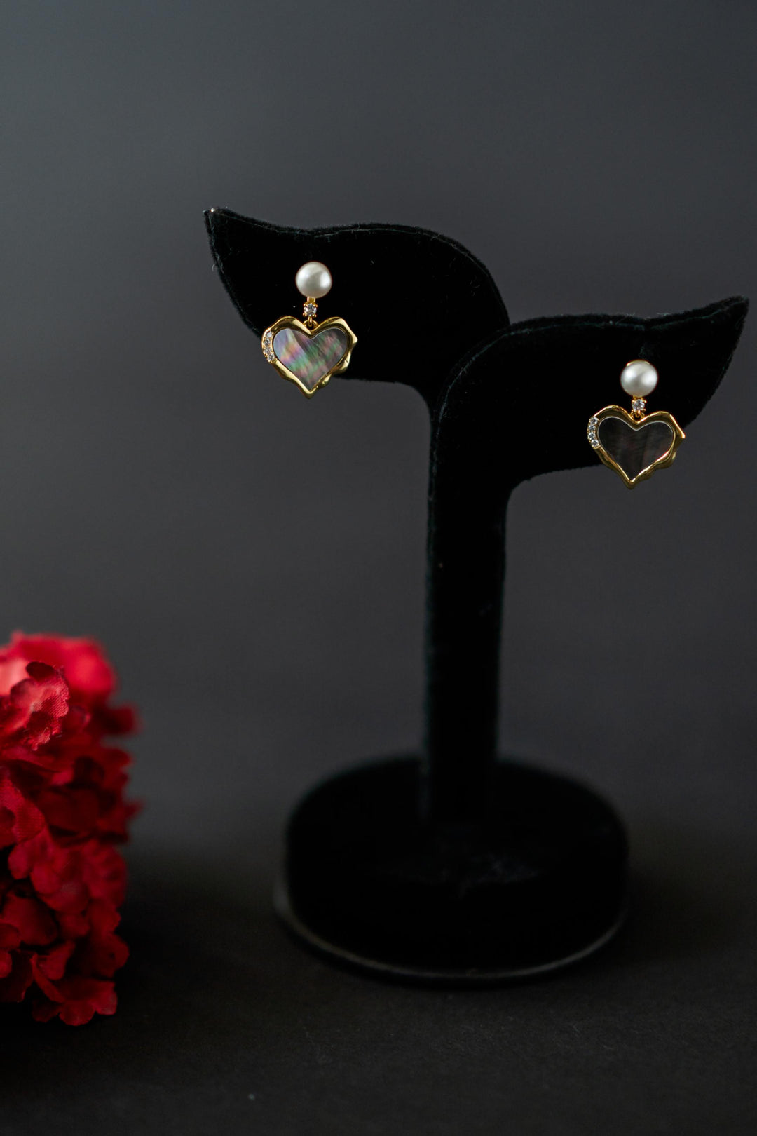 Amour Pearl Heart Earrings | SHOBITAM