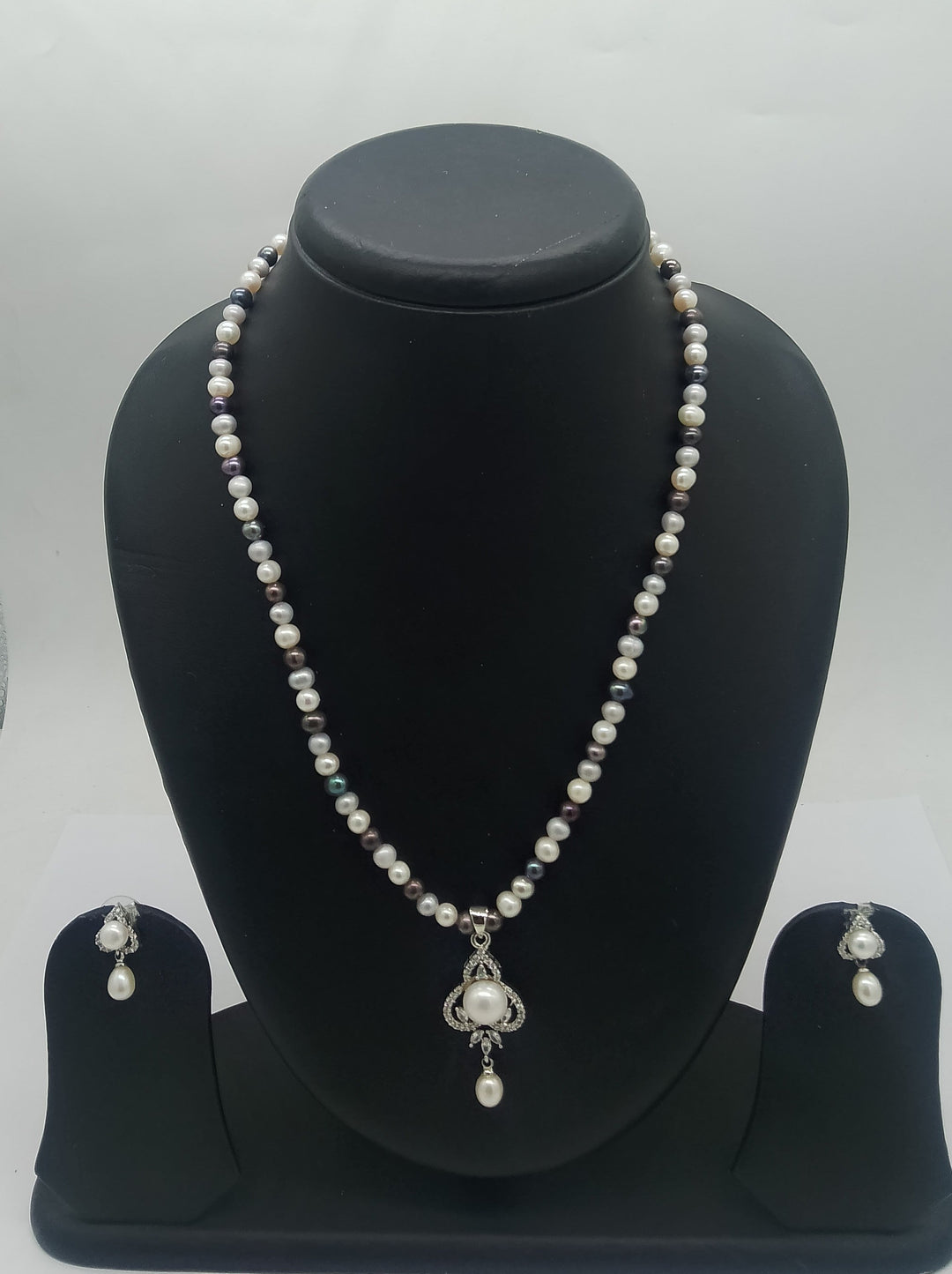 Silverlight Pearl Pendant Set | SHOBITAM