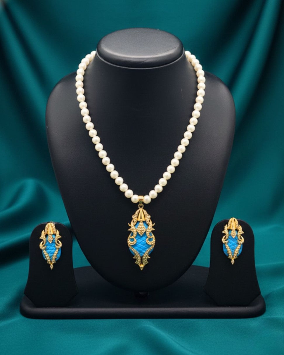 Royal Blue & Gold Pearl Set | SHOBITAM