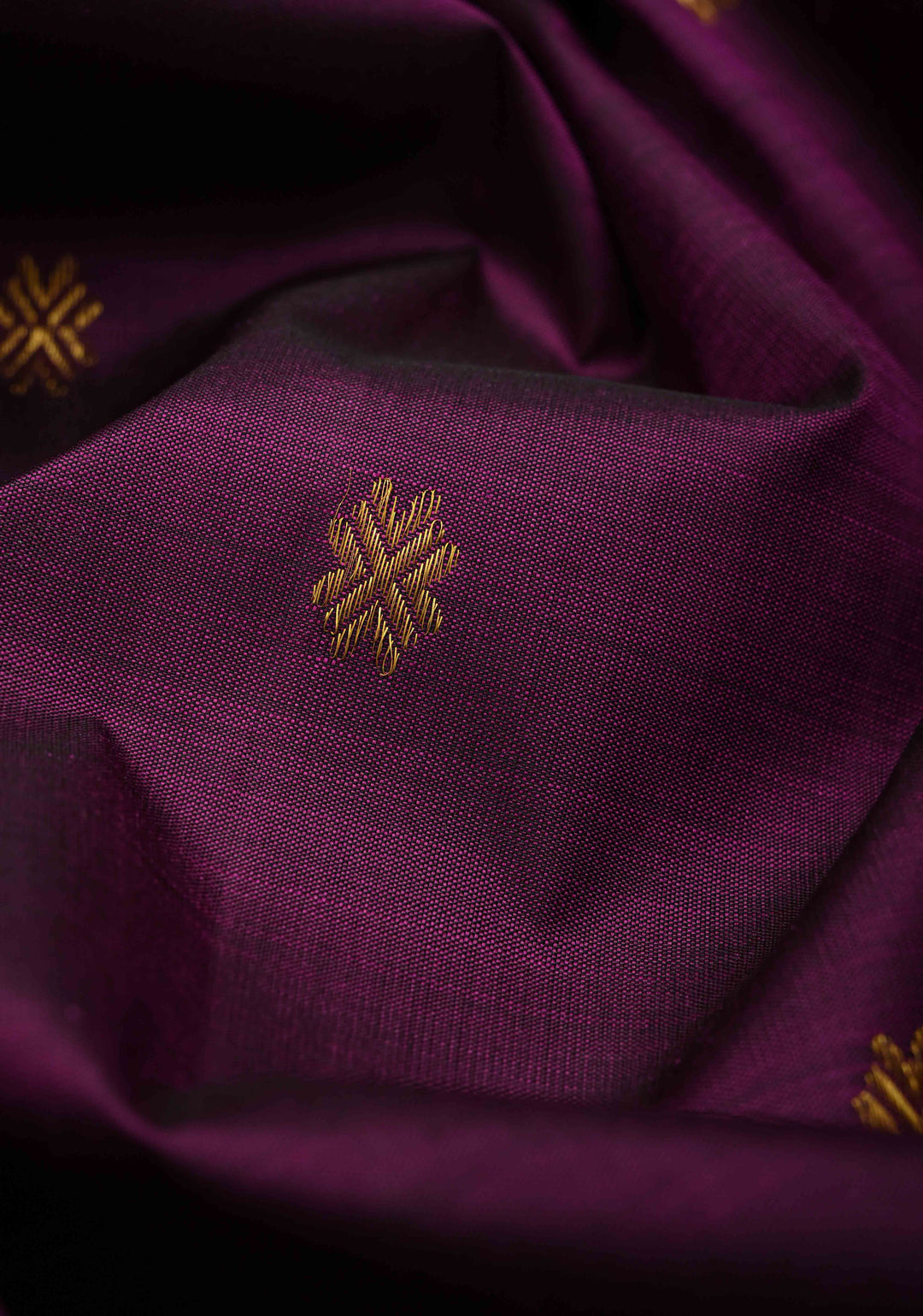Plum Kanjivaram Pure Silk Saree with Zari Buttas and Zari Border | SILK MARK CERTIFIED
