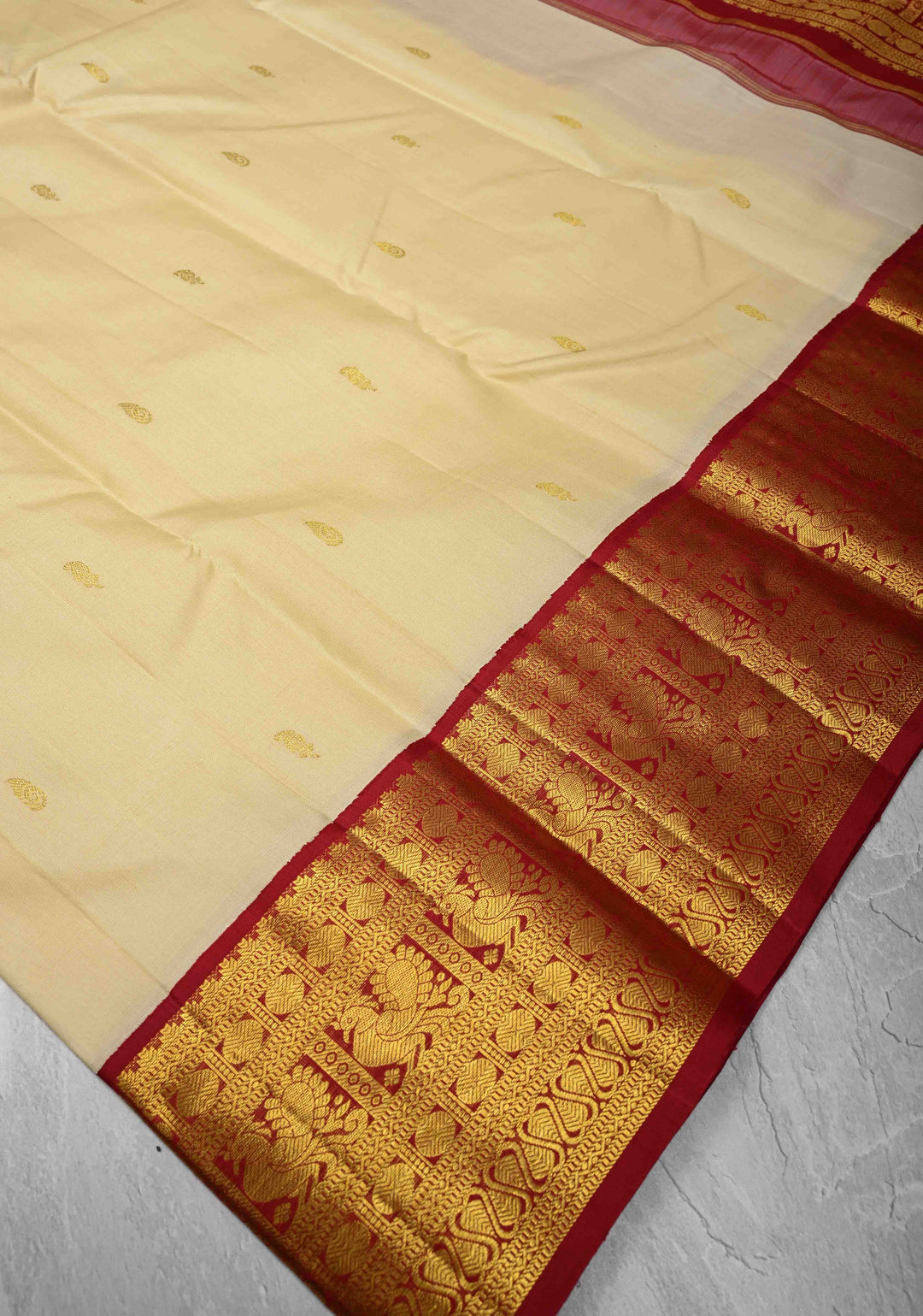 Cream Kanjivaram Pure Silk Saree with Zari Buttas and Contrast Zari Border | SILK MARK CERTIFIED