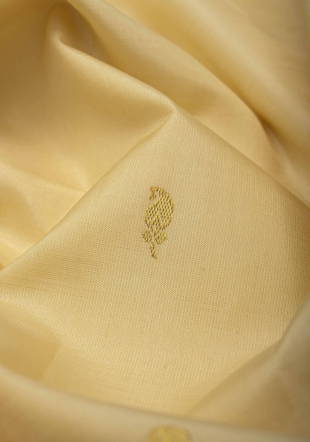 Cream Kanjivaram Pure Silk Saree with Zari Buttas and Contrast Zari Border | SILK MARK CERTIFIED