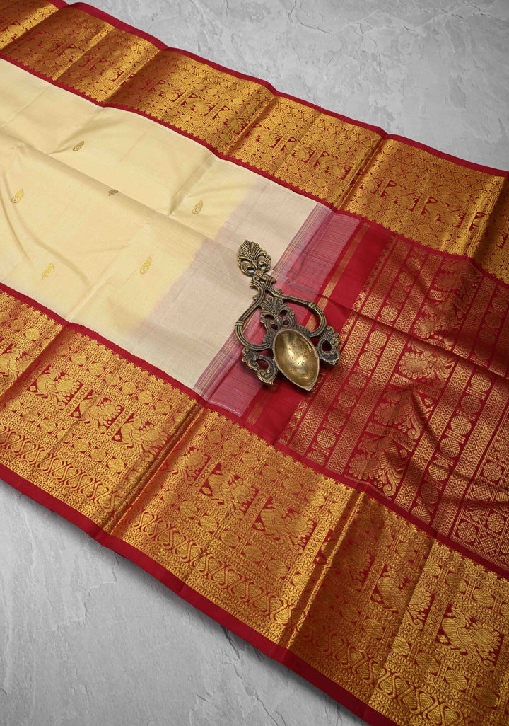 Cream Kanjivaram Pure Silk Saree with Zari Buttas and Contrast Zari Border | SILK MARK CERTIFIED