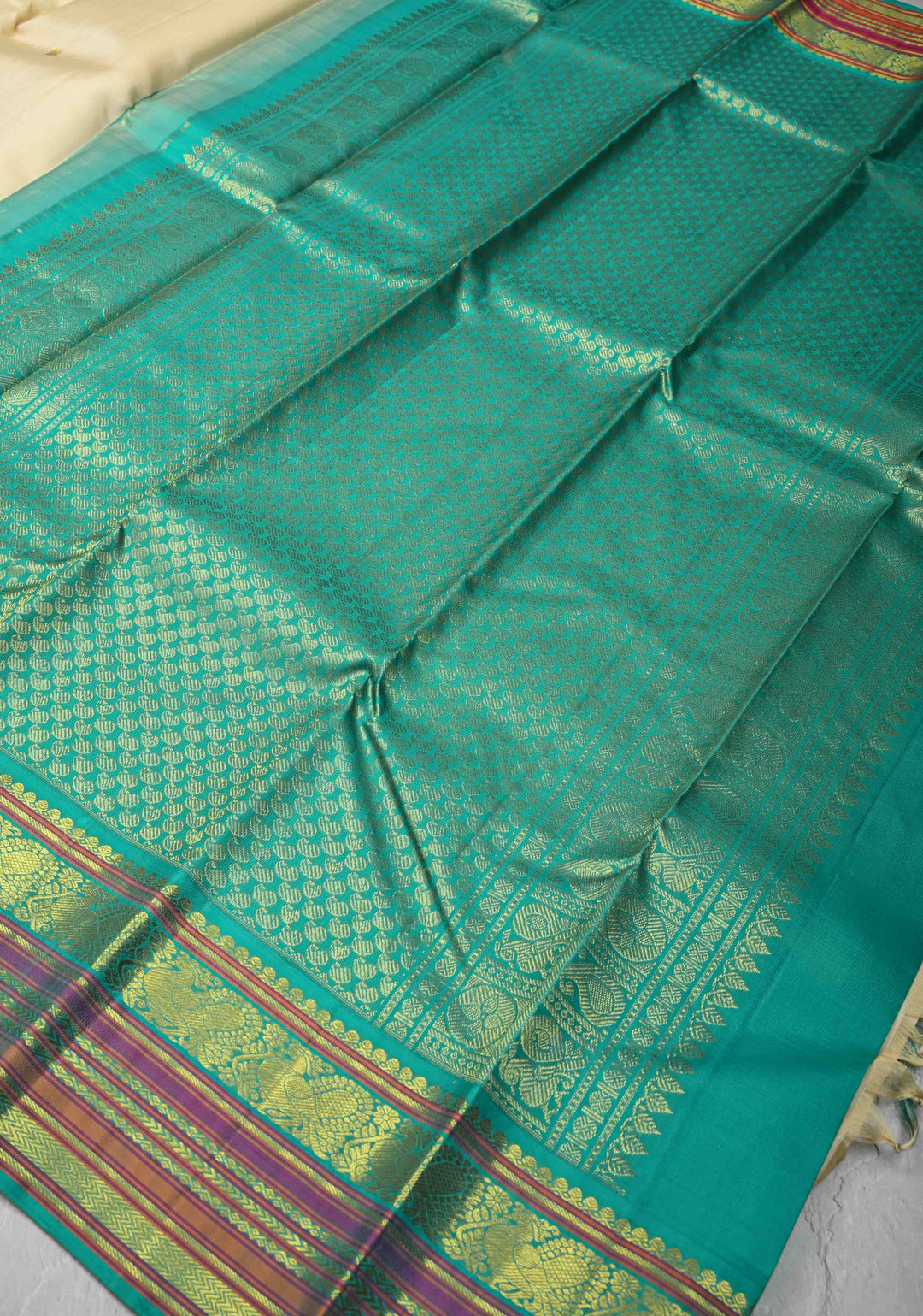 Cream Kanjivaram Pure Silk Saree with Zari Buttas and Contrast Zari Border | SILK MARK CERTIFIED