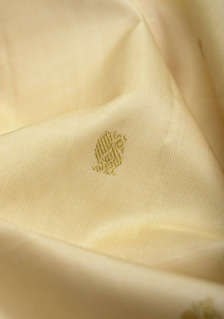 Cream Kanjivaram Pure Silk Saree with Zari Buttas and Contrast Zari Border | SILK MARK CERTIFIED