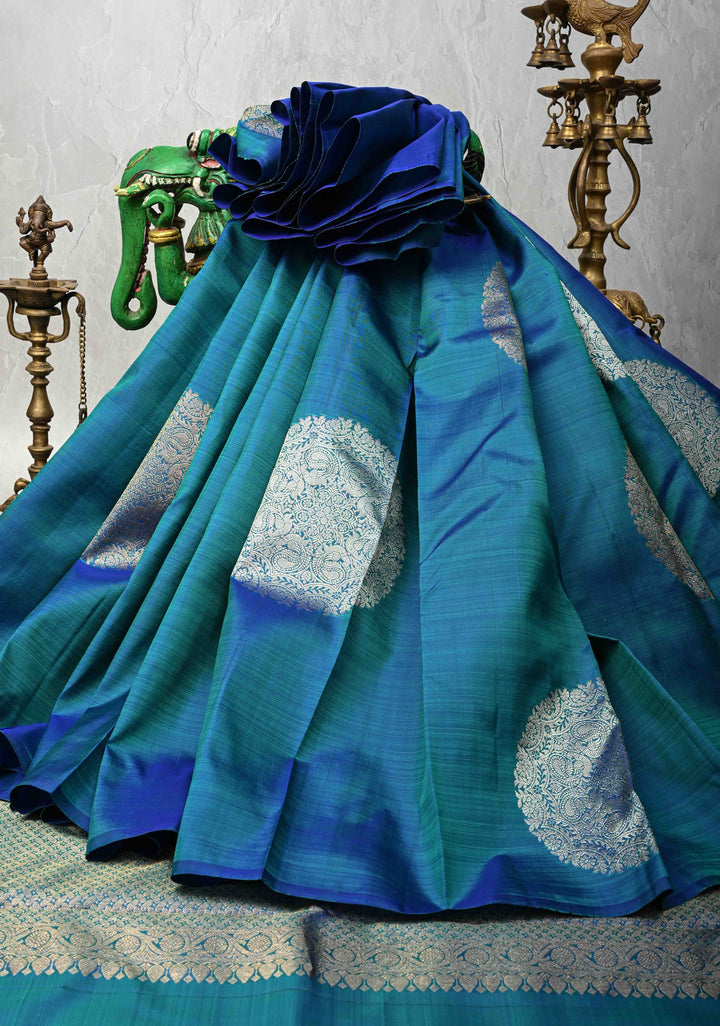 Borderless Peacock Dual Tone Pure Kanjivaram Silk Saree with Mandala Motifs  | SILK MARK CERTIFIED