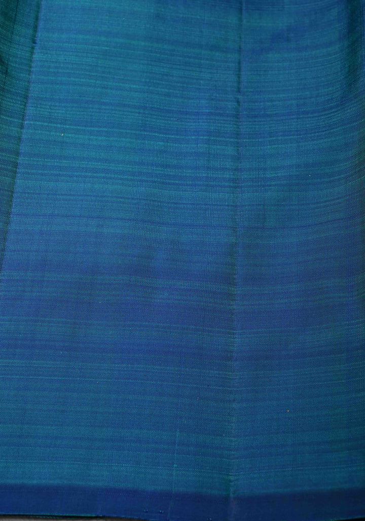 Borderless Peacock Dual Tone Pure Kanjivaram Silk Saree with Mandala Motifs  | SILK MARK CERTIFIED