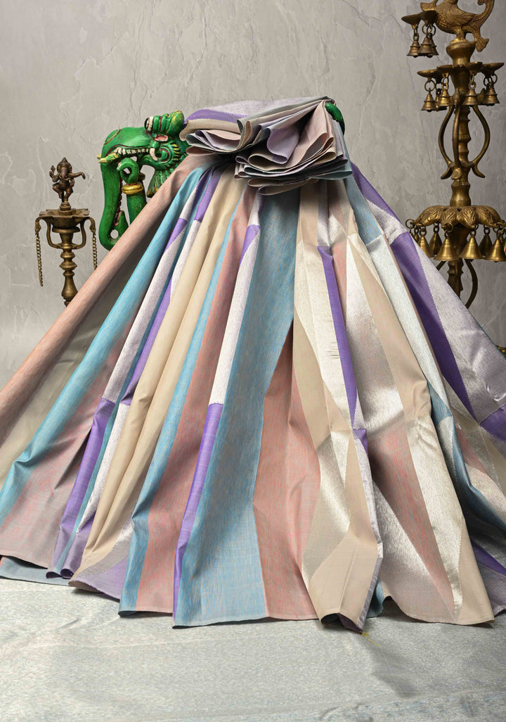 Pure Zari Pastel Hued Borderless Kanjivaram Pure Silk Saree with Rangkaat Geometric Design| SILK MARK CERTIFIED