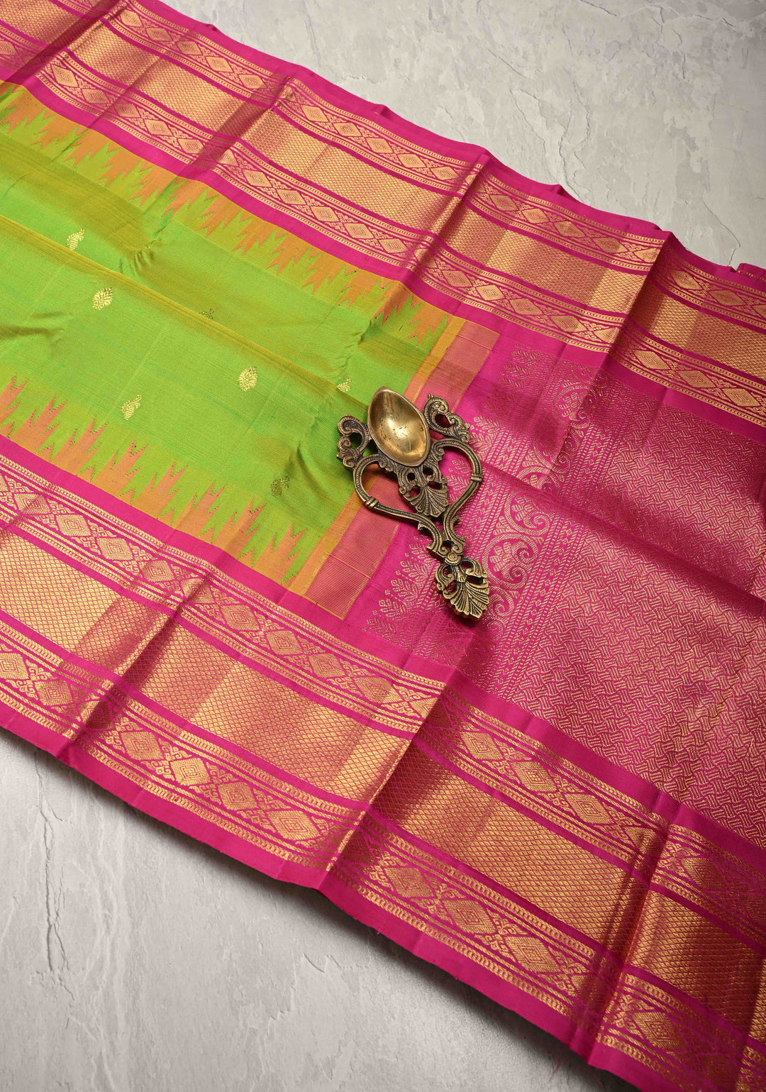 Chartreuse Korvai Weave Kanjivaram Pure Silk Saree with Zari Buttas and Contrast Zari Border | SILK MARK CERTIFIED