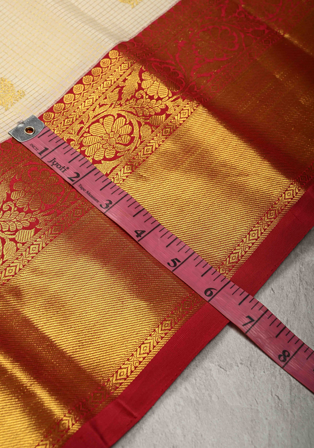 Podi-Kattam Zari Checks Kanjivaram Pure Silk Saree in Off White with Zari Buttas and Korvai Contrast Zari Border | SILK MARK CERTIFIED