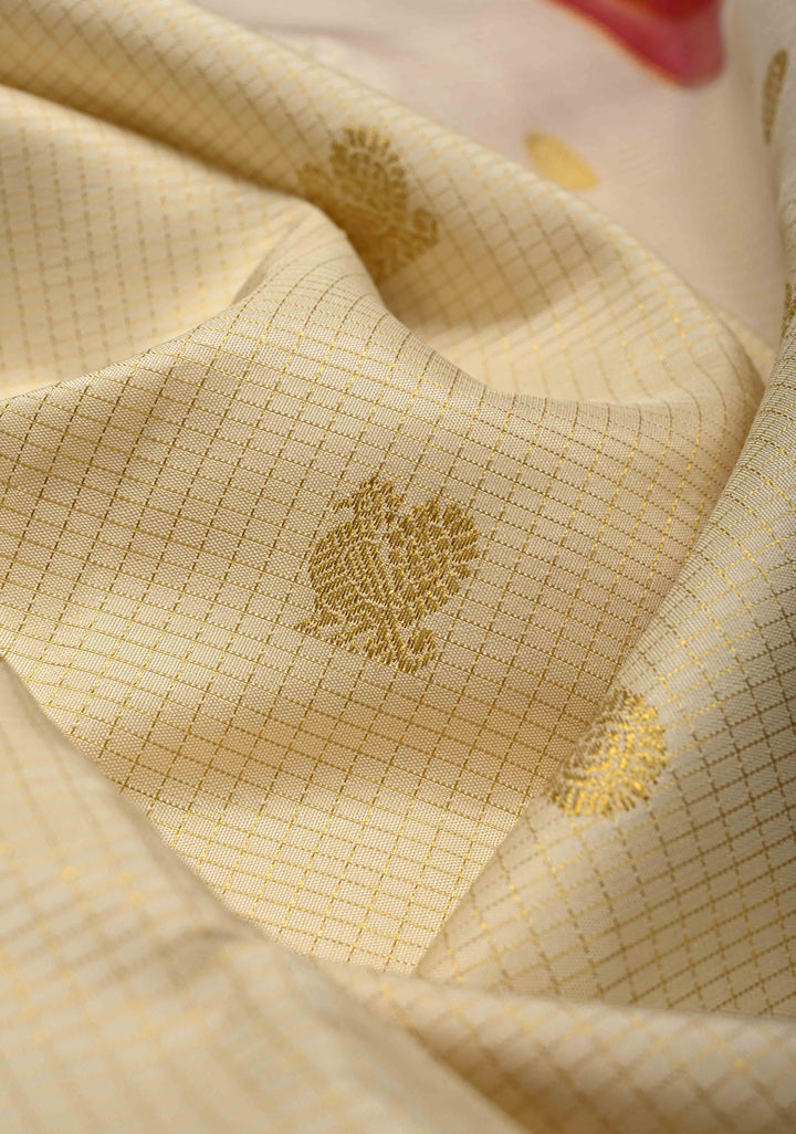 Podi-Kattam Zari Checks Kanjivaram Pure Silk Saree in Off White with Zari Buttas and Korvai Contrast Zari Border | SILK MARK CERTIFIED