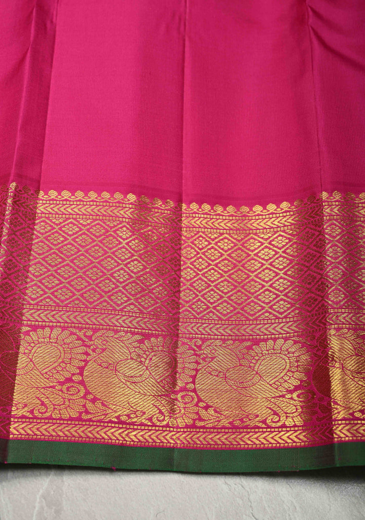 Meduim Spring Green Kanjivaram Pure Silk Saree with Floral Zari Buttas and Korvai Contrast Zari Border | SILK MARK CERTIFIED