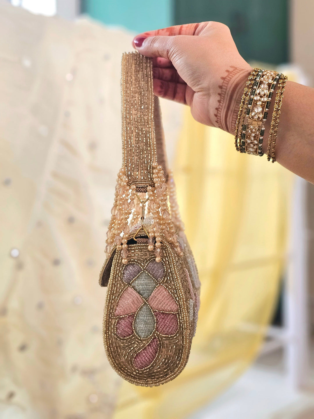 GOLDEN BLOOM Floral Beadwork Bag