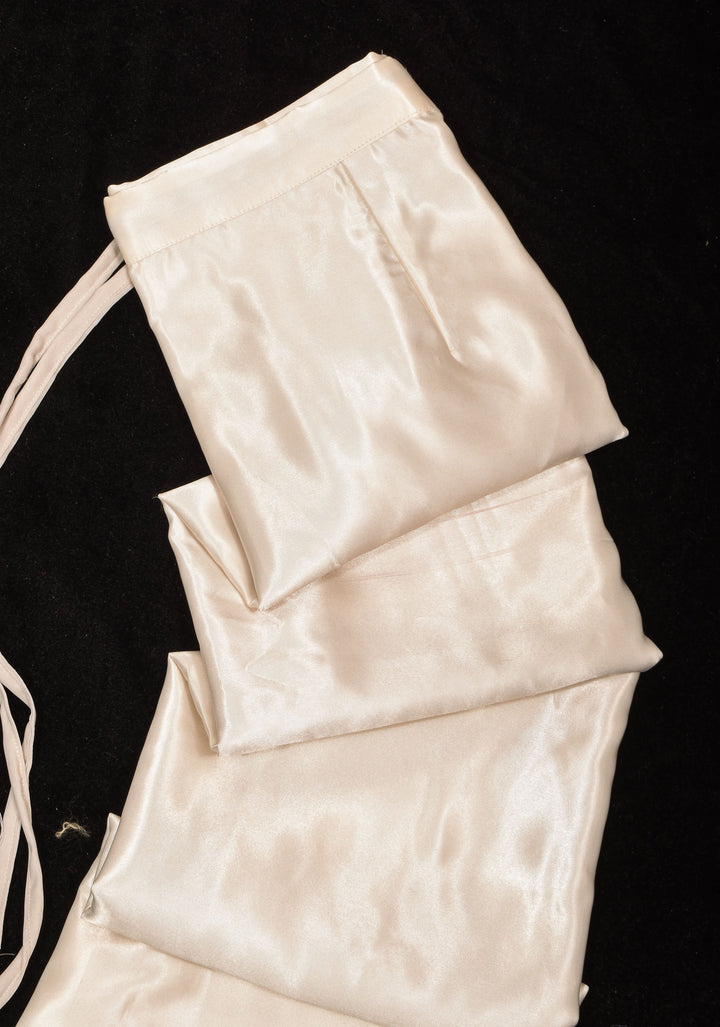 Off White Premium Quality Petticoat for saree, in standard size