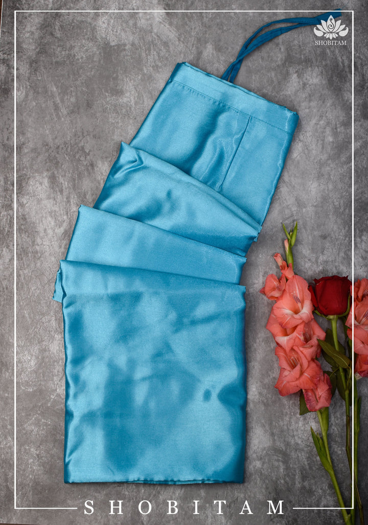Robin Egg Blue Premium Quality Blue Petticoat for saree, in standard size.