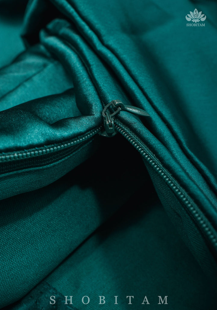 Dark Peacock Premium Quality Petticoat for saree, in standard size.