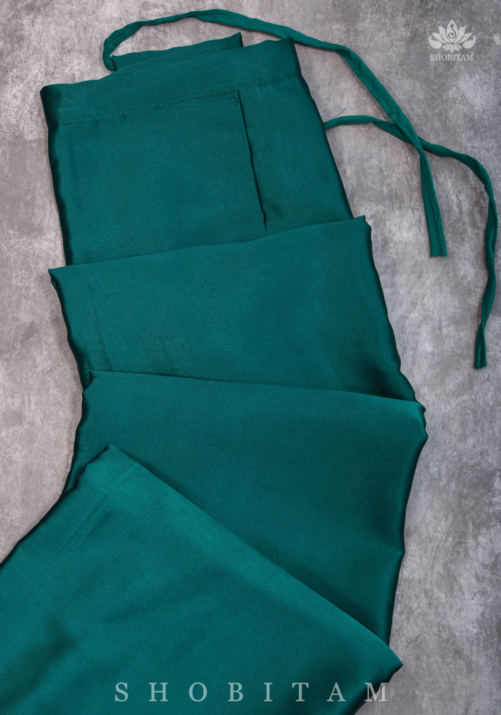 Dark Peacock Premium Quality Petticoat for saree, in standard size.