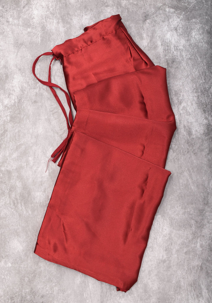 Reddish Maroon Premium Quality Petticoat for saree, in standard size.
