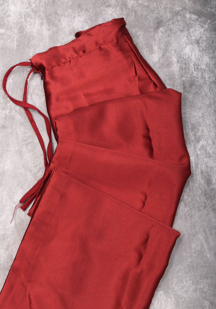 Reddish Maroon Premium Quality Petticoat for saree, in standard size.