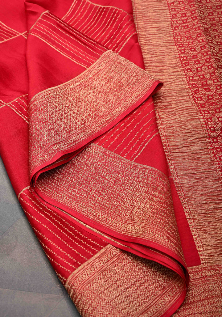 Red Mysore Silk Saree with Checks Pattern and Zari Border in KSIC Grade Thickness | SILK MARK CERTIFIED