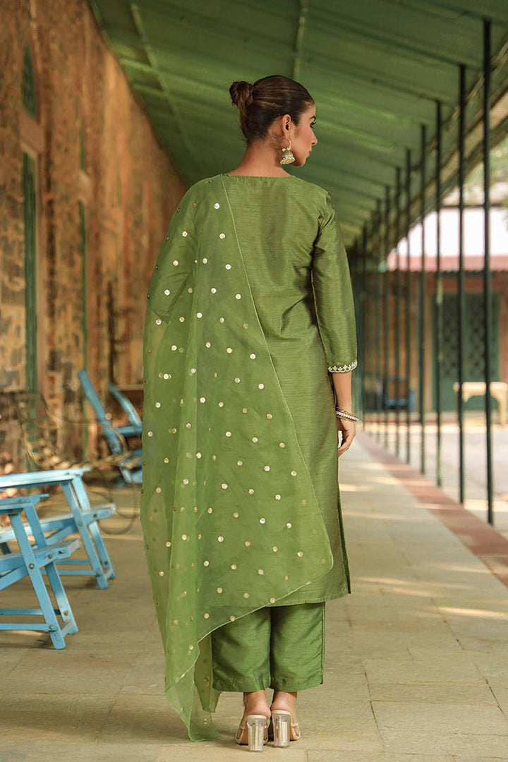 Green Poly Silk Solid Yoke Design Suit Set  | SHOBITAM