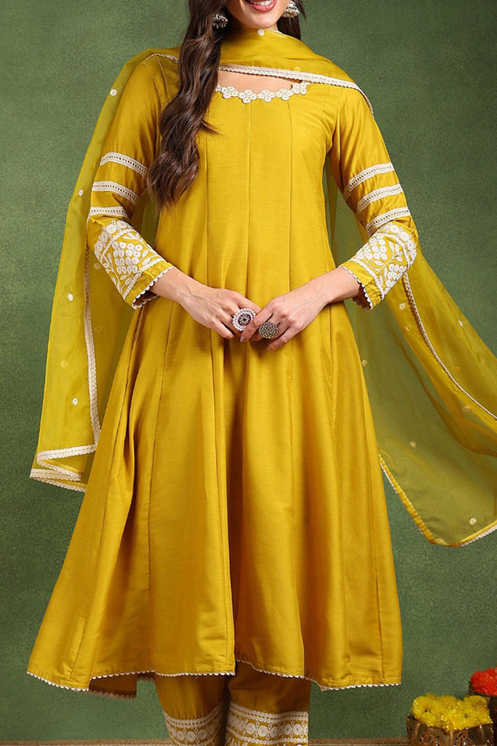 Yellow Silk Blend Solid Embroidered Anarkali Suit Set | SHOBITAM